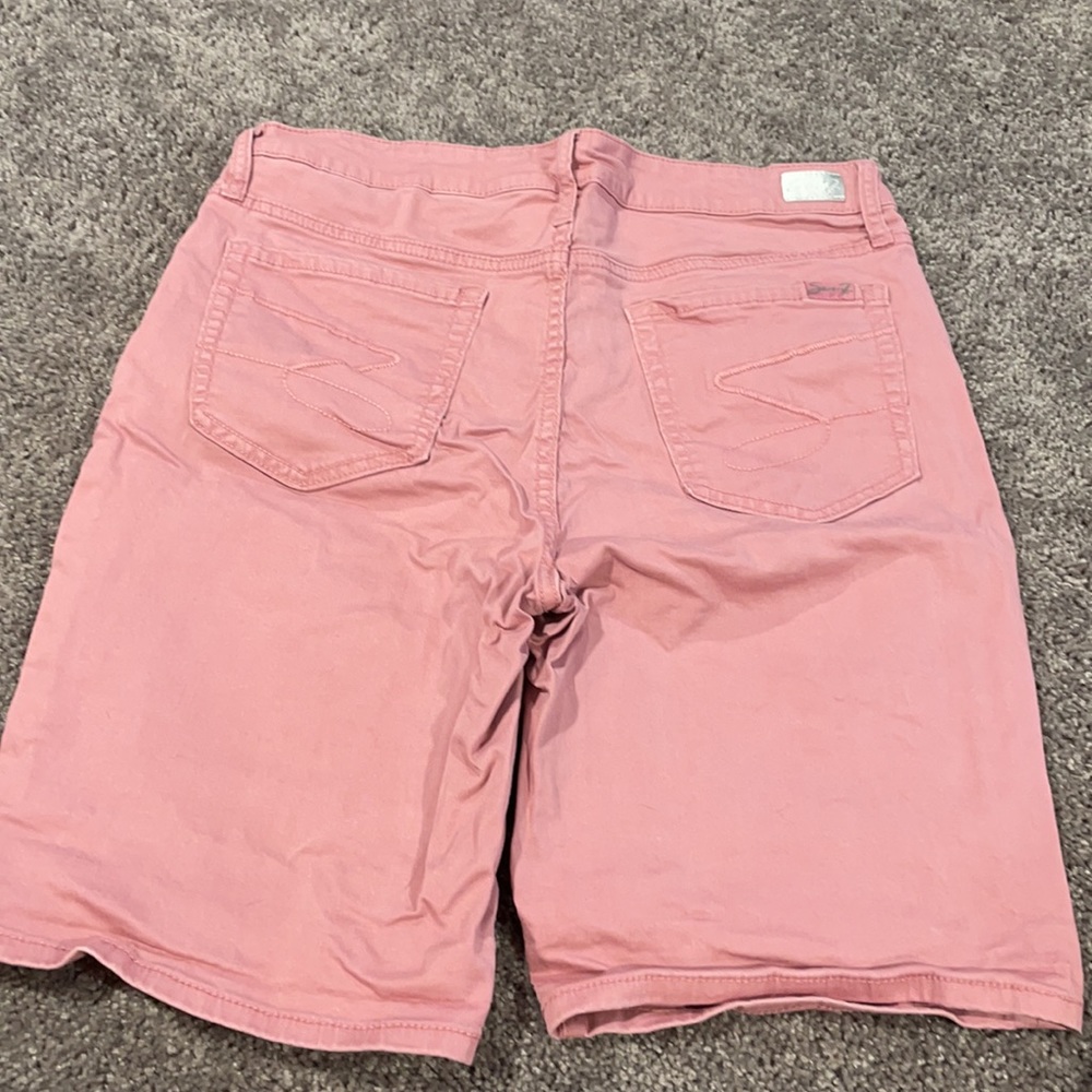 Shorts - Picture 2 of 3